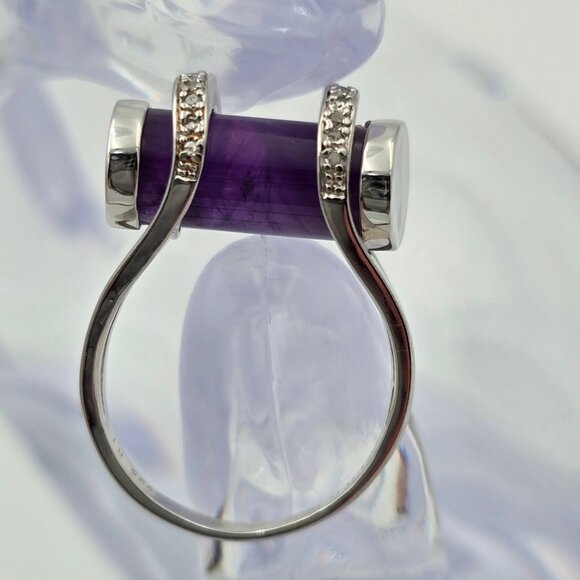 Amethyst and diamonds ring